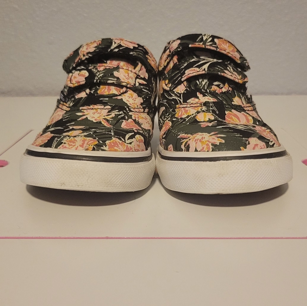 Vans floral design in size 10 Toddler